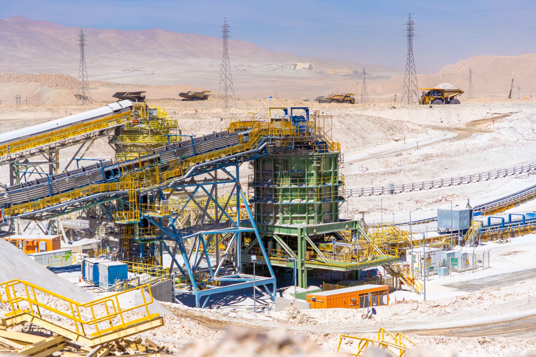 Equipo de mantenimiento GESTA trabajando en planta